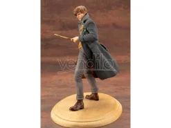 Animali Fantastici Crimini di Grindelwald Statua Newt Scamander 1/10 Kotobukiya