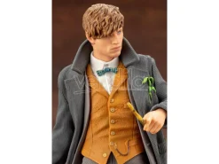 Animali Fantastici Crimini di Grindelwald Statua Newt Scamander 1/10 Kotobukiya