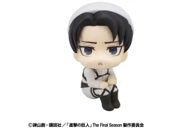 Attack On Titan Look Up Pvc Statua Levi Cleaning Up Ver. 11 Cm Megahouse