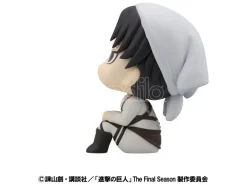 Attack On Titan Look Up Pvc Statua Levi Cleaning Up Ver. 11 Cm Megahouse