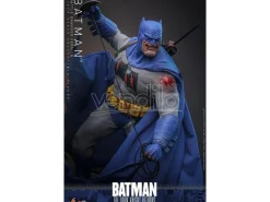 Batman: The Dark Knight Returns Comic Masterpiece Action Figura 1/6 Batman (battle Damaged Version) 32 Cm Hot Toys
