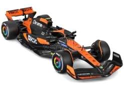 F1 Mc Laren Mcl38 Con Norris Figura - 1:24 Die-cast Model Modelli In Scala Bburago