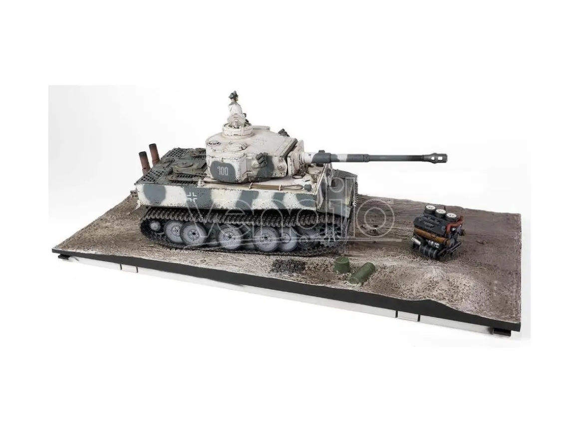 FORCES OF VALOR FOR912042B TIGER VI GERMAN SD.KFZ 181 PZKPFW N.100 EASTERN FRONT 1:32 Modellino
