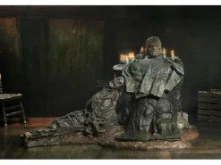 FRIDAY THE 13TH THE GAME PAMELA SHRINE DIORAMA Diorama NECA
