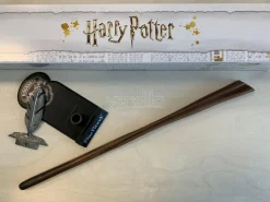 Harry Potter Bacchetta Magica Professor Filius Flitwick + Piedistallo Noble Collection
