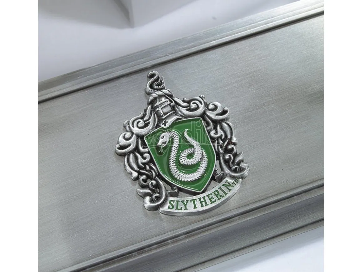 Harry Potter Porta Bacchetta Con Stemma Serpeverde 20 cm Noble Collection