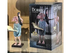 Harry Potter Statua in Resina Elfo Dobby Con Calzino 24 Cm Noble Collection