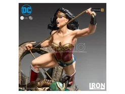 IRON STUDIO WONDER WOMAN VS DARKSEID 1/6 DIORAMA STATUA