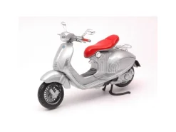 MAISTO MI16885Z VESPA 946 BELLISSIMA 2014 SILVER 1:18 Modellino