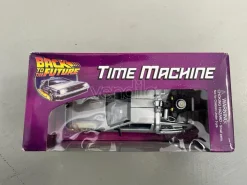 Welly WE22443 DE LOREAN RITORNO AL FUTURO 1 1:24 Modellino Scatola Rovinata