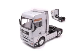WELLY WE32640S MAN TG 510A XXL SILVER 1:32 Modellino